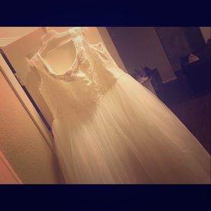 Plus size wedding dress